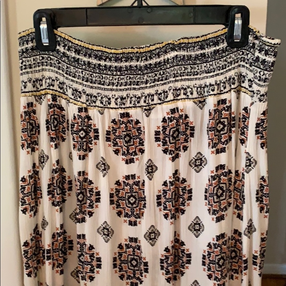 Bo Ho skirt